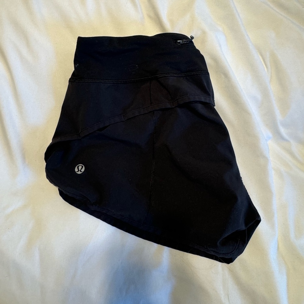 Black lululemon speed up shorts